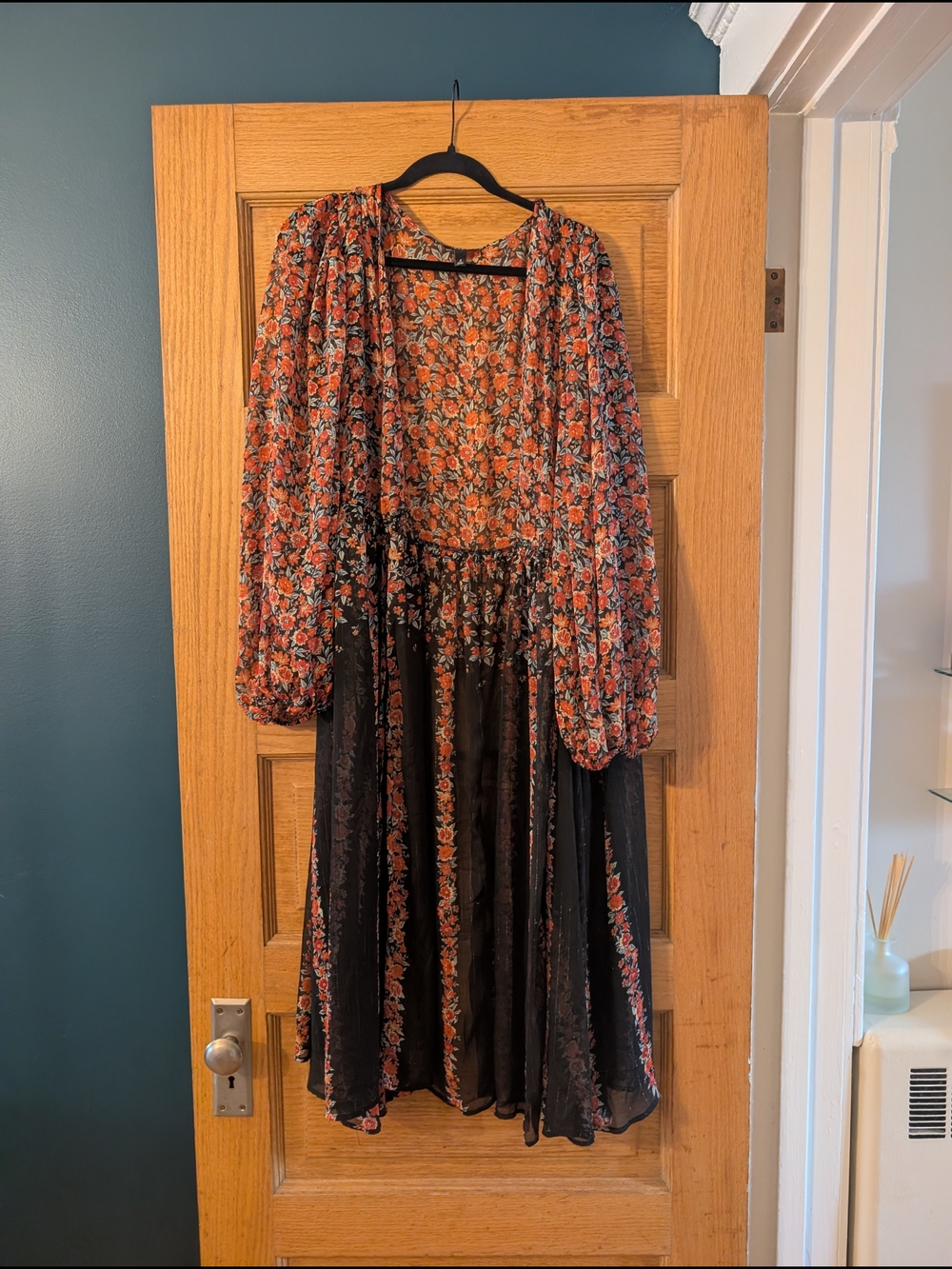 torrid Black Floral Long Sleeve Sheer Wrap Duster Open Top Size 4x